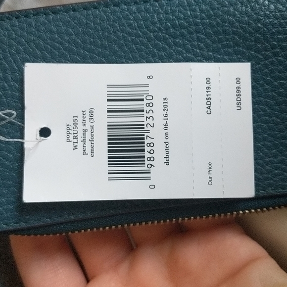 Kate Spade Coin Purse - Picture 4 of 5